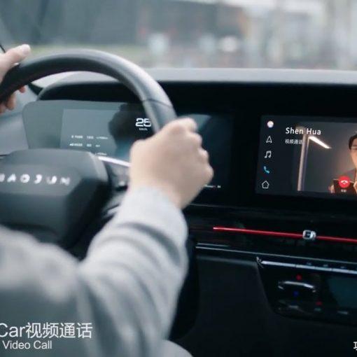 автомобильный дисплей Huawei