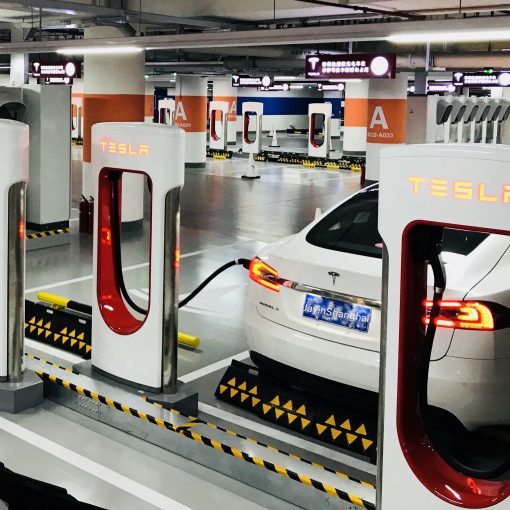 Зарядные станции Tesla Supercharger в Китае