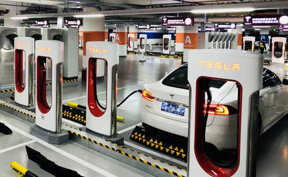 Зарядные станции Tesla Supercharger в Китае