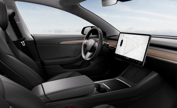 Обновленная Tesla Model 3