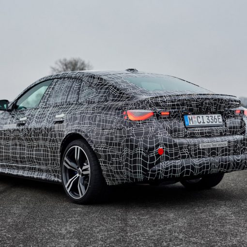 Тесты электрического седана BMW i4 близятся к завершению