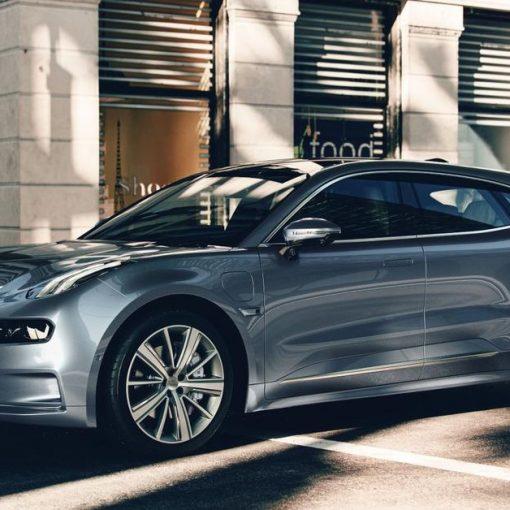 Электрокары Geely Zeekr конкурируют с Tesla