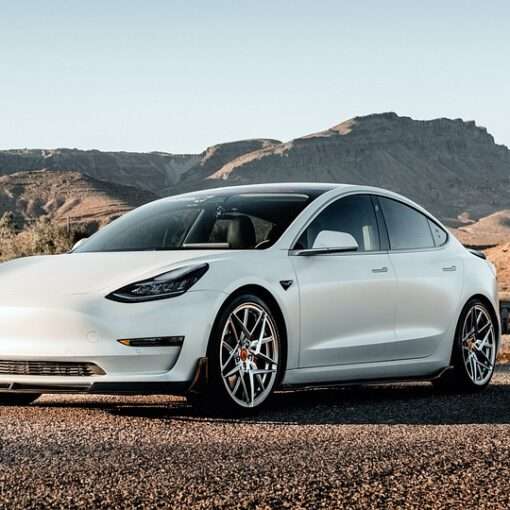 Tesla Model 3 является самой популярной моделью