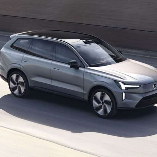 Электромобиль Volvo EX90